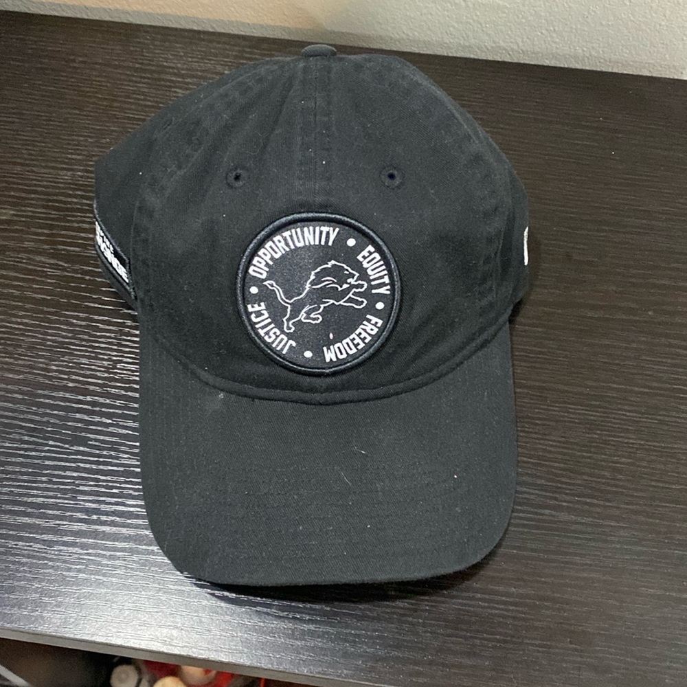 Detroit Lions Strapback Hat Inspire Change